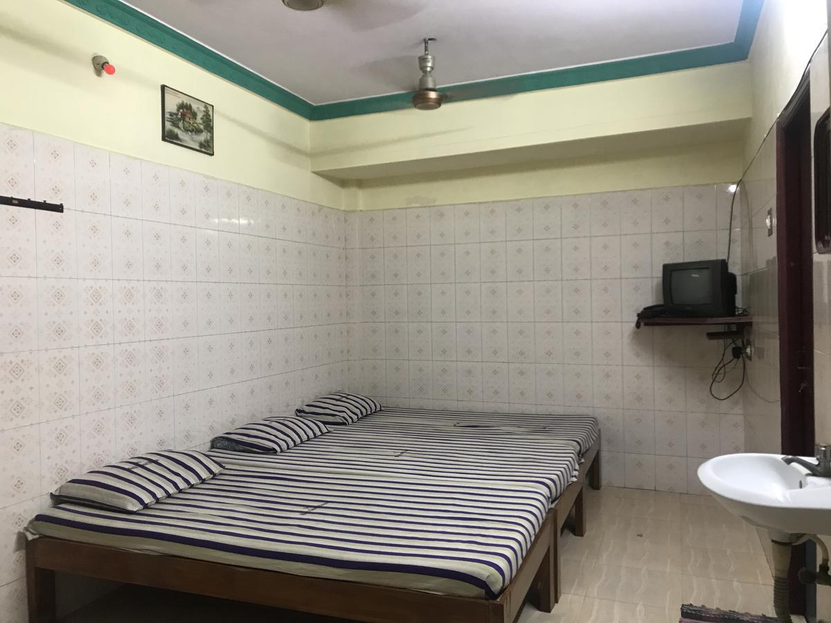 Merit Guest House Csennai Kültér fotó