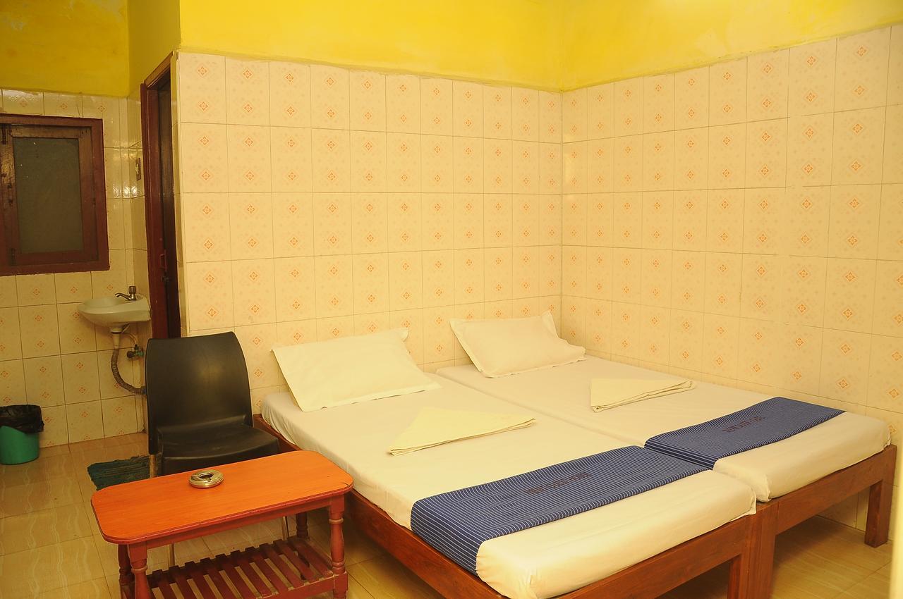 Merit Guest House Csennai Kültér fotó