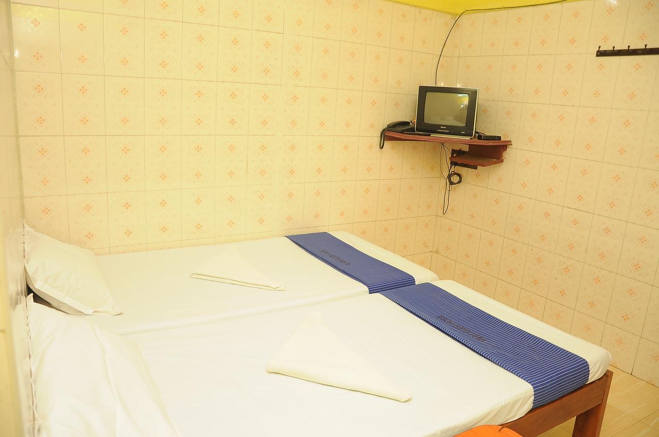 Merit Guest House Csennai Kültér fotó